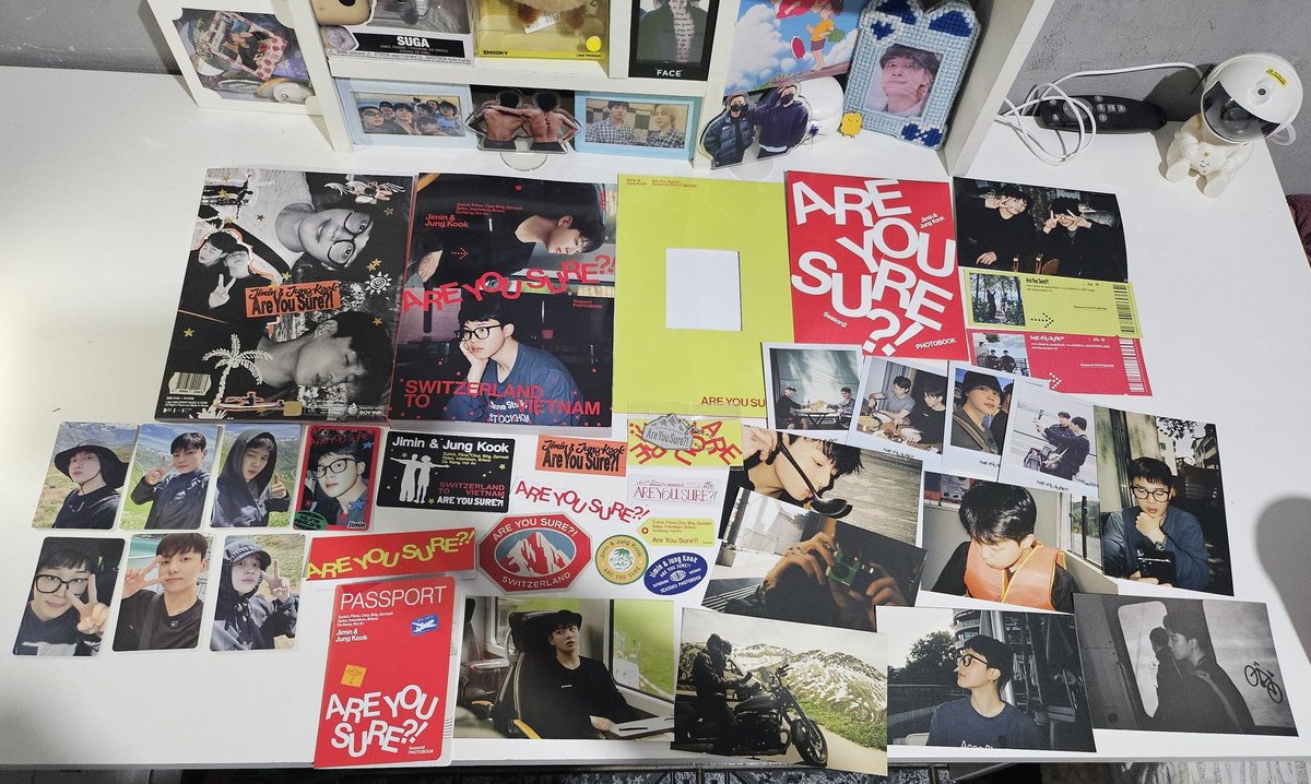 kyo_zu7's tweet photo. VENDO/VENDA
PHOTOBOOK ARE YOU SURE 2 (COMPLETO+ITEM PRÉ VENDA WV)

R$420,00

(Aceito cartão de crédito c/ link de pgmnt e parcelo c/ as taxas do app)
*Reservo com 50% do valor pago*

Valor + frete pelo SUPERFRETE.
(Se for do RJ posso entregar pessoalmente)

Tenho fdbks.
+infos dm https://t.co/ABXzIqT8vT