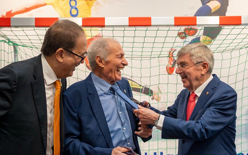 AcnoaAnoca's tweet photo. INAUGURATION DU NOUVEAU SIÈGE DE LA FÉDÉRATION INTERNATIONALE DE HANDBALL: MUSTAPHA BERRAF INVITÉ D'HONNEUR
=====
INAUGURATION OF THE NEW HEADQUARTERS OF THE INTERNATIONAL HANDBALL FEDERATION: MUSTAPHA BERRAF GUEST OF HONOUR https://t.co/GNAW7LImFQ