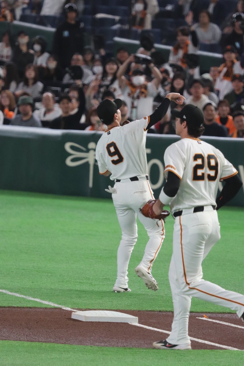 試合前サインボール投げ込み 2026.3.22 東京ドーム #松本剛 #読売