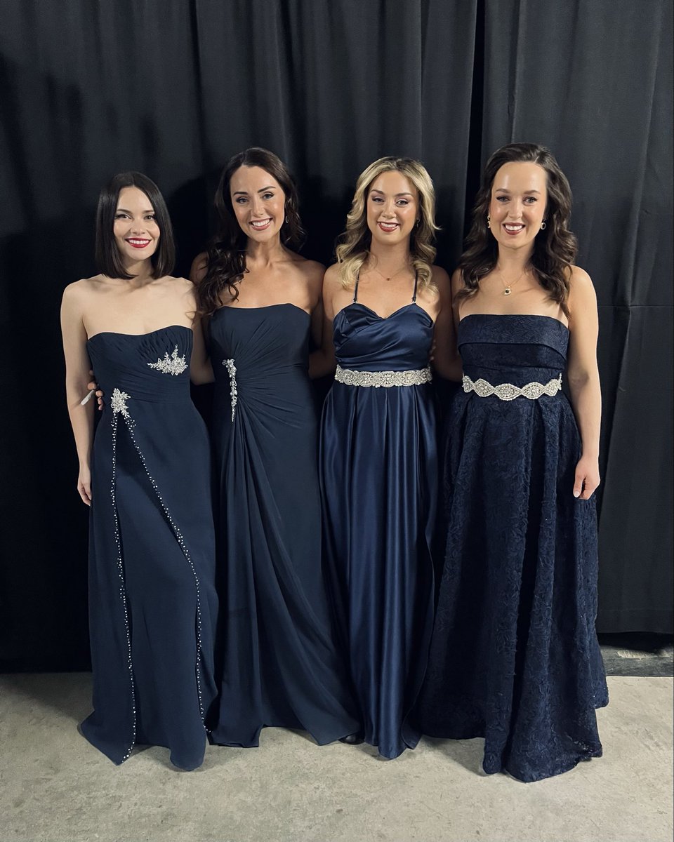 Celtic_Woman's tweet photo. We’ve been taking a moment to reminisce on the ‘A New Era’ tour. So many special memories, and so much gratitude for everyone who shared it with us 💚💙 https://t.co/OaNsWxlgrZ