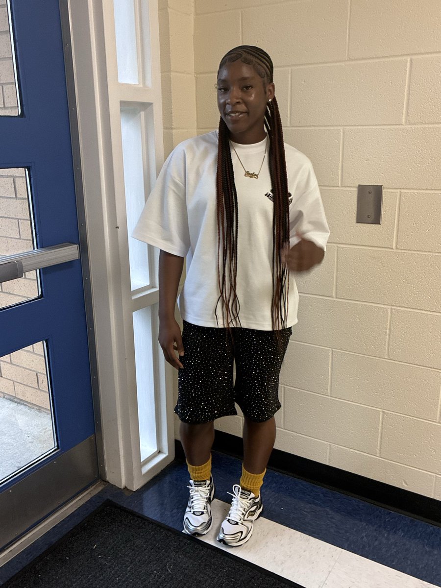 Taelor Lee-Sutton tweet media