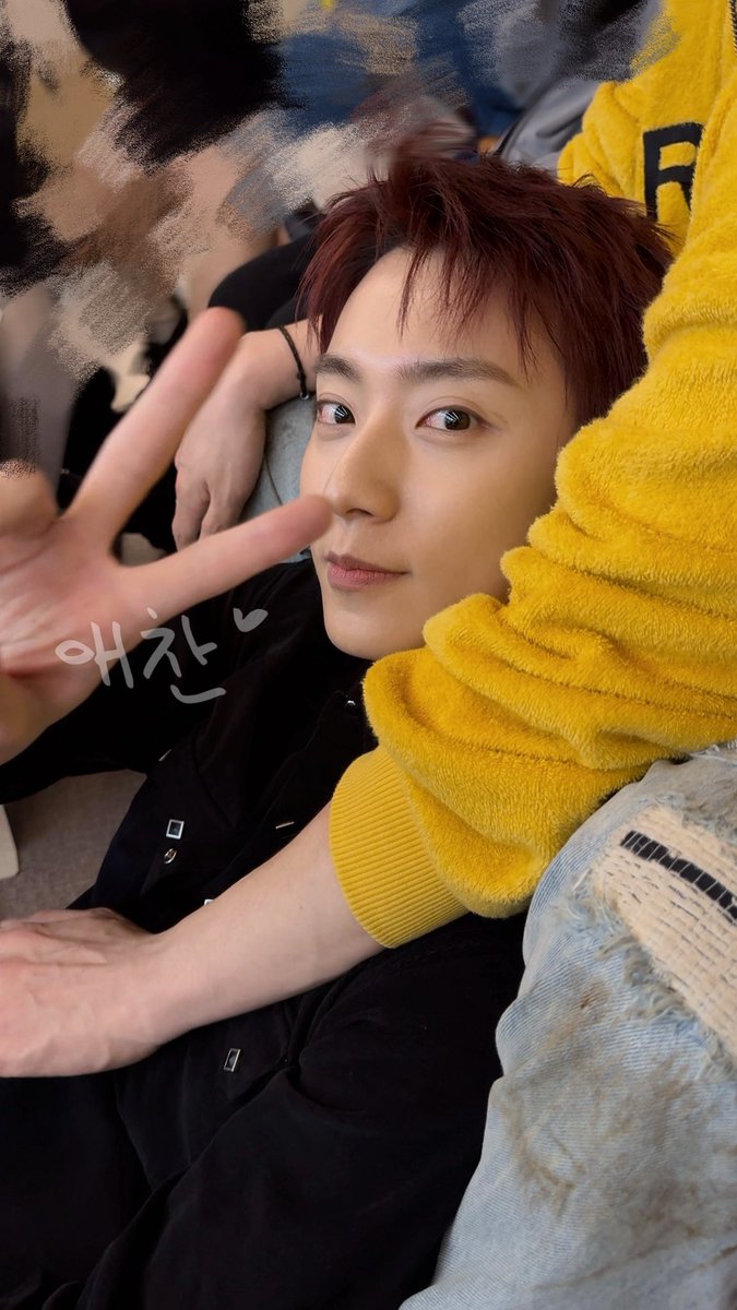 lovejin_chan's tweet photo. 260507 B1A4 애플뮤직 팬사

헐…..🥹🥹오빠......
@B1A4_gongchan 

#공찬 #GONGCHAN #孔璨 https://t.co/WQQlOOL8oP