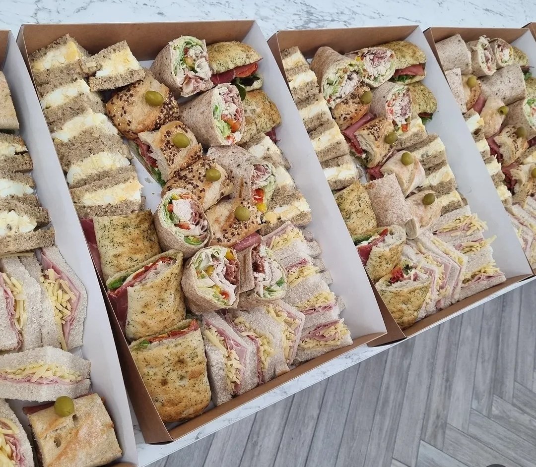 ggsfoodtruck's tweet photo. Ordering sandwich platters for drop-off couldn't be easier 

Let us know:

Name
Date
Time
Numbers
Eircode
Allergen Info
Your email for Invoice 

Contact 0877953892 or Dm for available dates 📅 

#sligofoodtrail #sligoevents #cateringservice https://t.co/WS2PlrvTX8