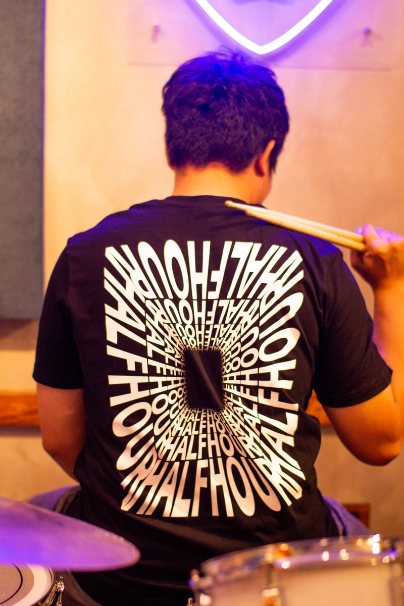 HalfHourPH's tweet photo. OUR DRUMMER ROCKING THE HALF HOUR SHIRT 🥁

stage-ready agad 👀

Get yours now — ₱500 only.
Link here: https://t.co/4nbzrXnuIA

#HalfHour #HalfHourMerch #BandMerchPH #OPM #SupportLocalMusic https://t.co/6EXwDQCeUG