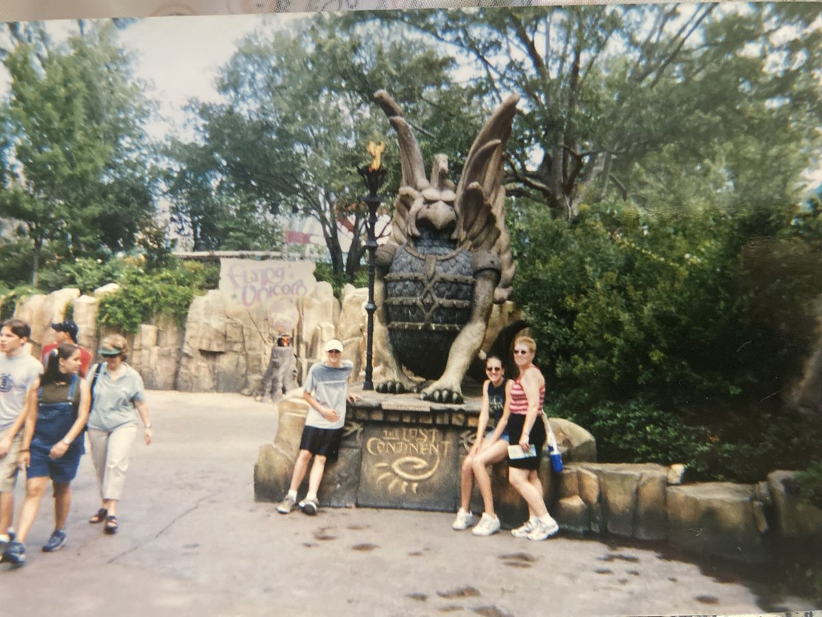themeparkcreat2's tweet photo. Sad day.. Lost Continent was hands down my favorite area in OG Islands. While it stands as a shell of its former self, I still loved visiting on every trip. https://t.co/LXQfd0rPui