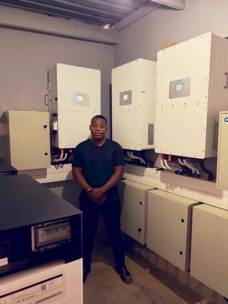 Engr_Wale tweet media