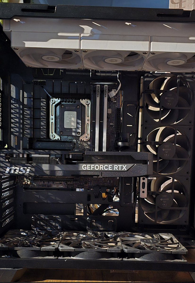 @intel @IDCOOLING @antec @MSITweetsZA @SamsungMobileSA