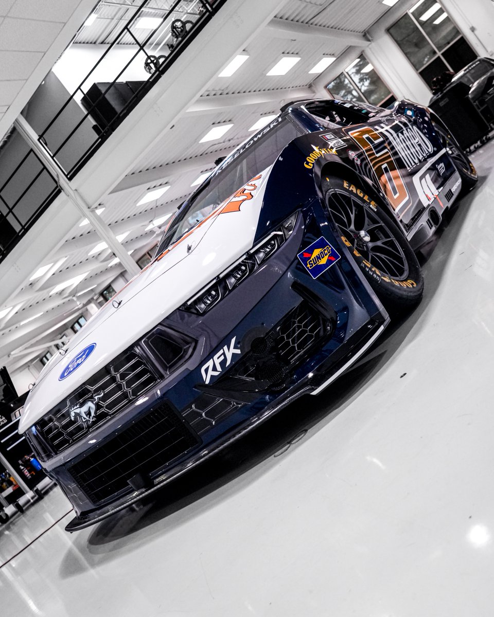RFKracing's tweet photo. No caption needed. @modelousa 
#ad | #21+ https://t.co/02gvnYTk24