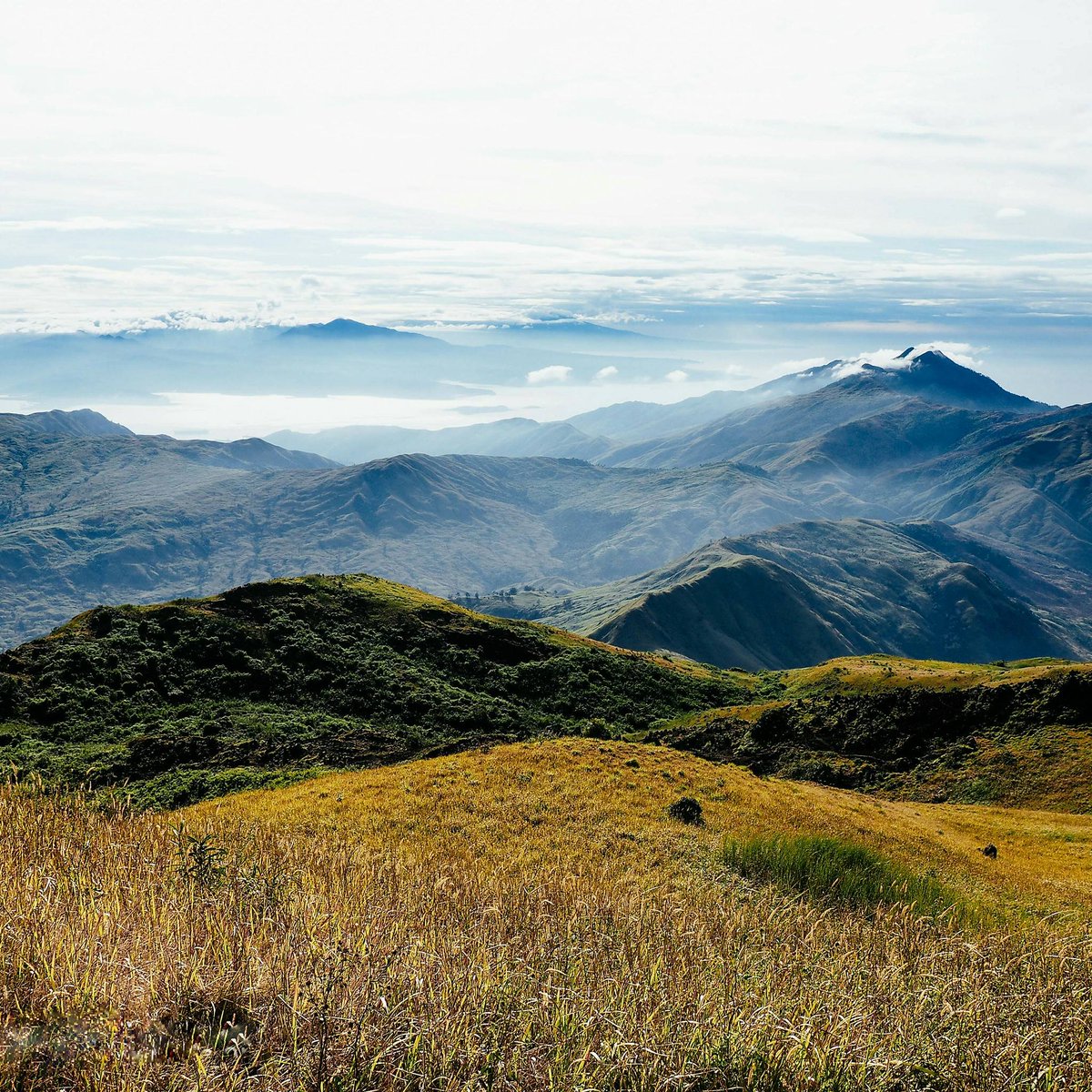 When I say I love mountains and photography, this is what I mean.

ughhh nakakamiss!!

📌 Somewhere in Luzon, 9 years ago