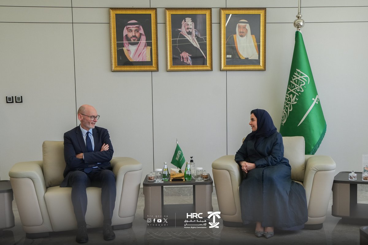 هيئة حقوق الإنسان tweet media
