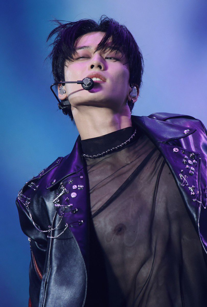 male kpop file tweet media