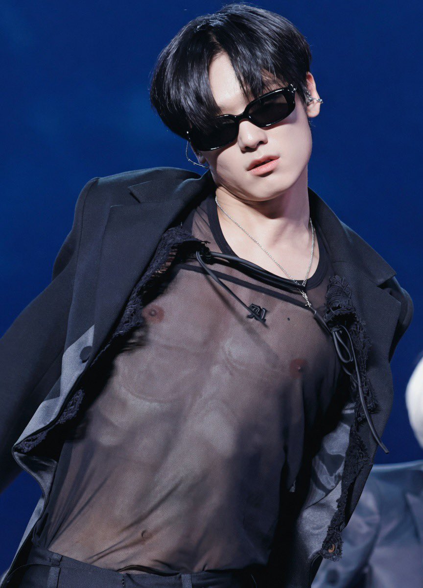 male kpop file tweet media