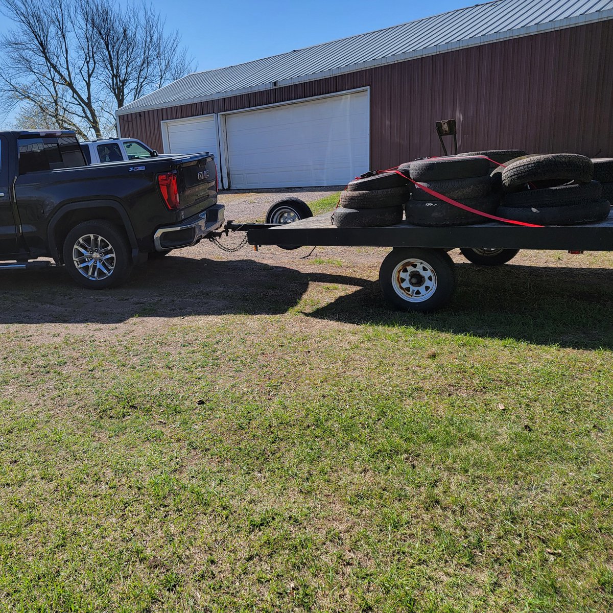 RazorRottenStar's tweet photo. I do believe this is the last load of tires to drop off. And snowmobile number 4 and 5 almost ready to go. I slice them in half for easier handling. Cost $42 to drop off 19 tires, some still on rims. No reason for people to dump them on their property. https://t.co/c06XjNyLw3