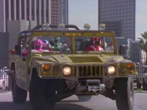 GoIntoTheGrid's tweet photo. Today I learned that The Humvee from Teenage Mutant Ninja Turtles: The Next Mutation was repurposed as The Rescue Rover in Power Rangers Lightspeed Rescue. #TMNT #PowerRangers 🐢⚡️ https://t.co/ycwUREvAWN