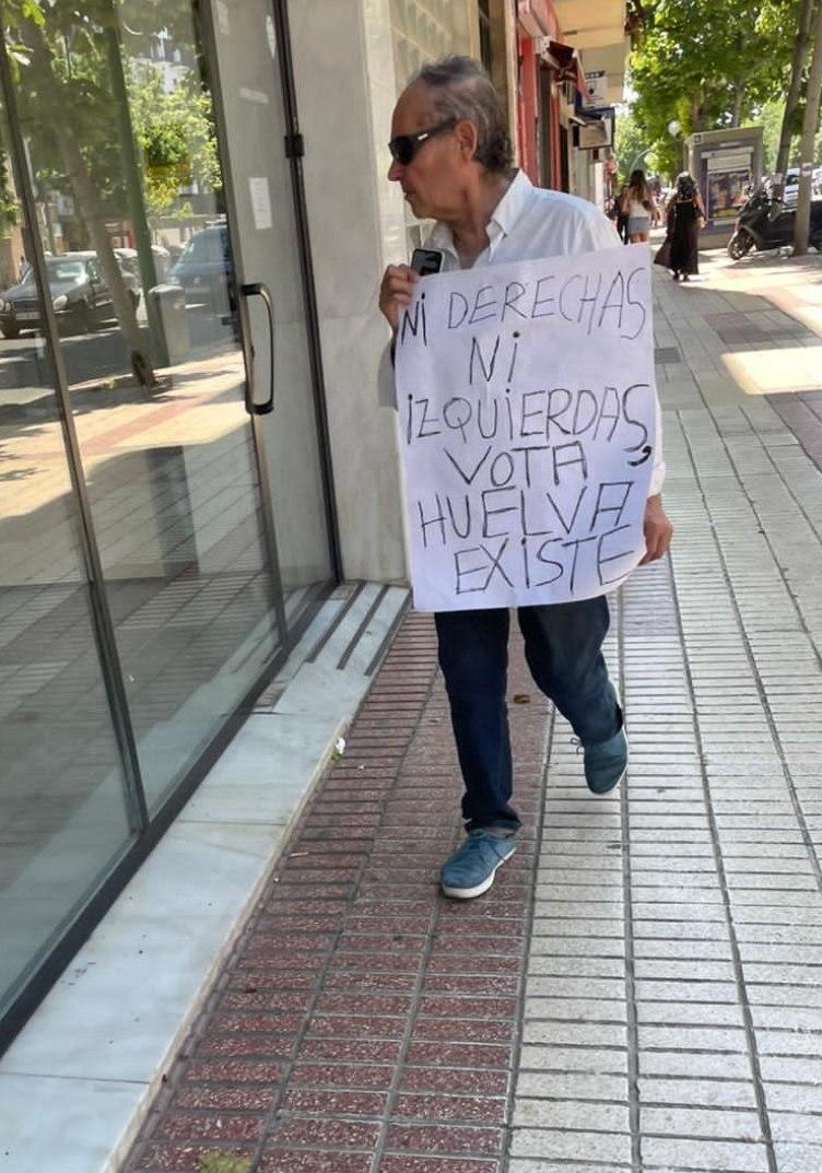fmcartel's tweet photo. Me pasan esto en Sevilla. Como onubense residente y votante en el área metropolitana hispalense me siento orgulloso de este señor. Ojalá pudiera votar a @_huelvaexiste @jcabram @mesadelaria @AmorxHuelva https://t.co/vAVfDhCNxa