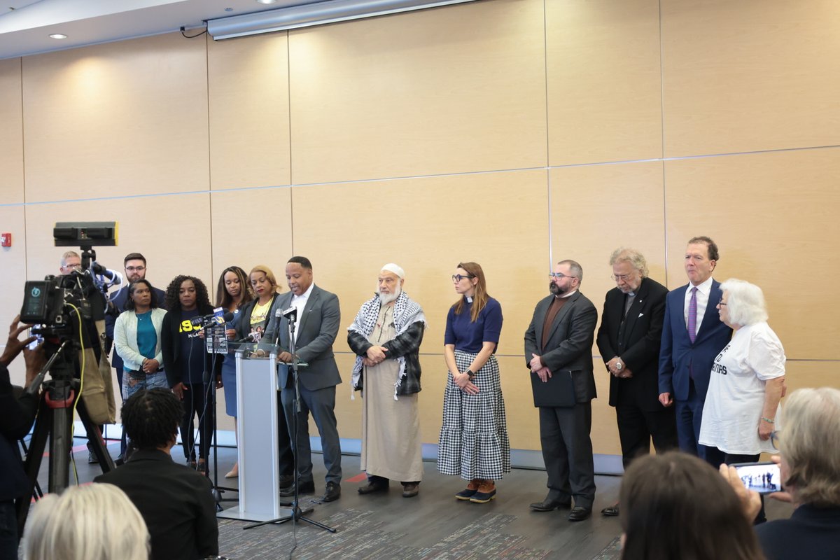 cmgpr's tweet photo. Yesterday, The Carter Malone Group assisted with media relations and press coordination during a news conference at the National Civil Rights Museum, calling for DNA testing in the Tony Carruthers case.
#CMGPR #Memphis #TonyCarruthers #DrivenTrustedProven #PublicRelations https://t.co/68ENMrGUrx
