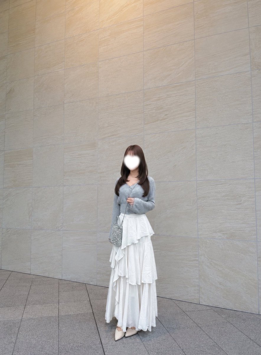yuchi_chan0's tweet photo. 今日は全身COCODEALです♡
フリルティアードスカートがボリューム感も程よくとっても可愛くて購入♡
カーディガンも丈感とレースが可愛くてお気に入りです🤍 https://t.co/LHwPzxyIUH
