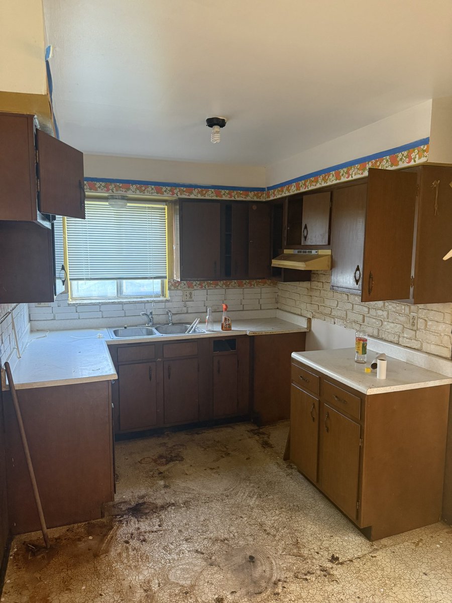 reek400's tweet photo. #NextFlip♻️ https://t.co/nls0FGPbwB