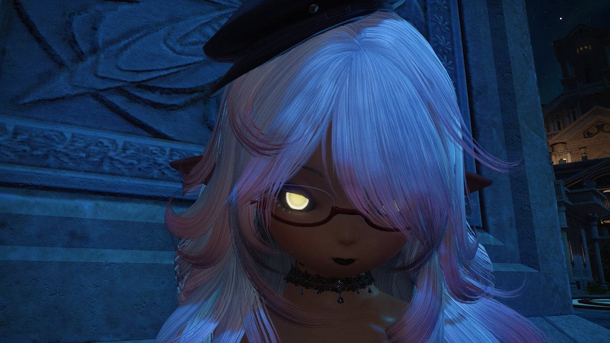 <a href="/nasi_kepal/">nachi 🍙</a> My WoL is literally still half sin eater! As I was going through shb the second time on this character, I slowly made her paler, gave her white hair and glowing yellow eyes. I ended up loving the look so I just expanded upon it more and more as I went.