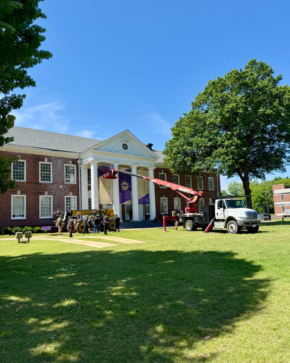 ProductionOneAV's tweet photo. Graduation Season is HERE and we are READY! From cap-and-gown ceremonies at LeMoyne-Owen College and St. George’s, to AV systems for all graduations at Landers Center, we’re proud to be the trusted name behind unforgettable moments. Whether it’s graduations, corporate events, concerts, church services, sports tournaments, or community celebrations ,ProductionOne delivers the sound, lights, video, and staging that make every event shine.

#Graduation2026 #EventProduction #LemoyneOwen #LandersCenter #ProductionOneAV #MemphisEvents