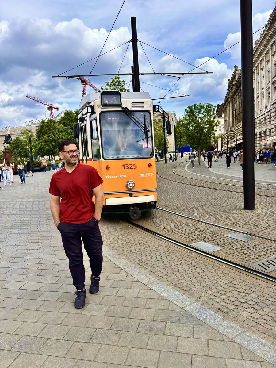 SoriaCharls's tweet photo. 📍 Budapest, Hungría 🇭🇺 https://t.co/mBT0guoheM