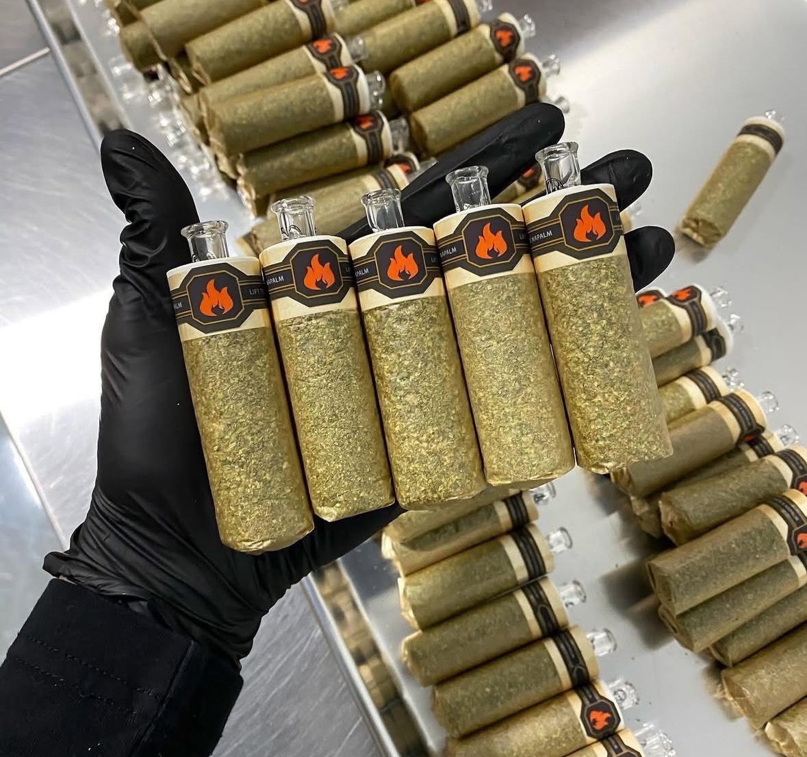 _StonersRUs_'s tweet photo. Today’s gonna be lit 🔥 https://t.co/DzTRpfugPk