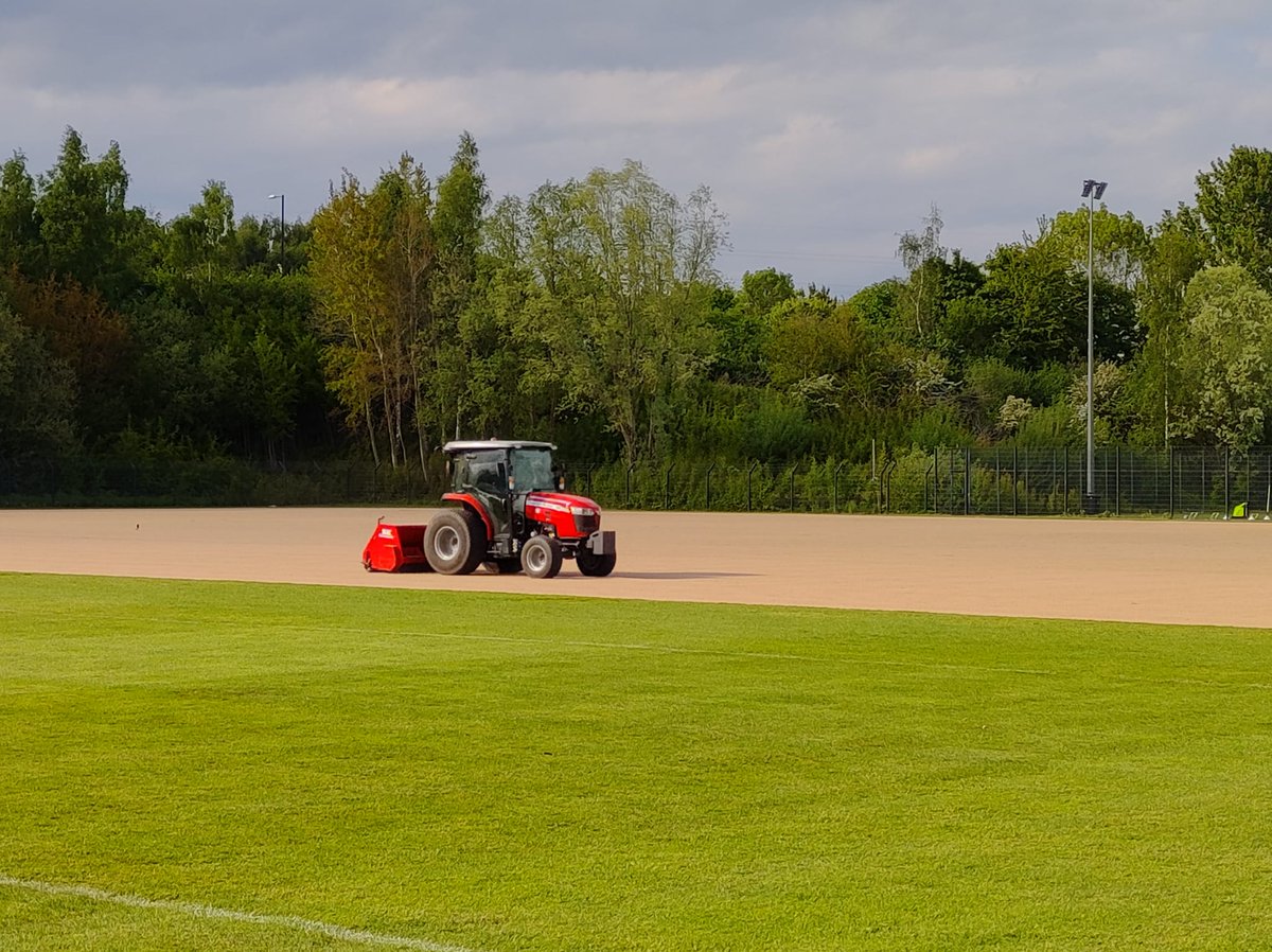 Gazsimmo's tweet photo. Seed going down on the match pitch ,wont be long before we have grass again 🌱 #PUSB https://t.co/ulR4aRsNIV