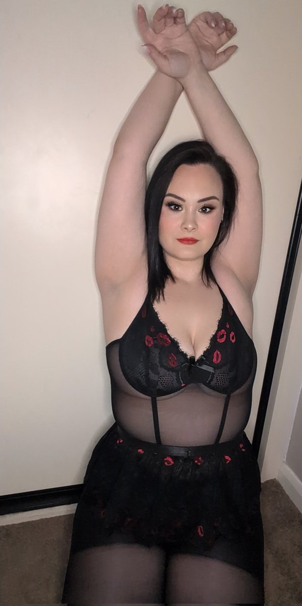Princess_R0sie's tweet photo. You sit there pretending you have control, but we both know the truth… I own your attention, and soon I’ll own your wallet too. https://t.co/lz48bSp0j3