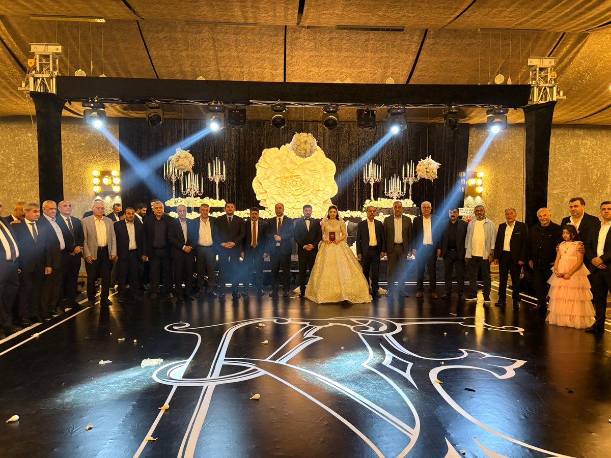 aslanalibayik's tweet photo. Ökten Ailesi ve Cantosun Ailesi’nin bu anlamlı ve özel gününde nikâh şahidi olmaktan büyük mutluluk ve onur duydum. Rabbim birliklerini daim, yuvalarını huzur, sevgi ve mutlulukla bereketlendirsin. Bir ömür boyu mutluluklar diliyorum.” https://t.co/ck6SIFrjX5