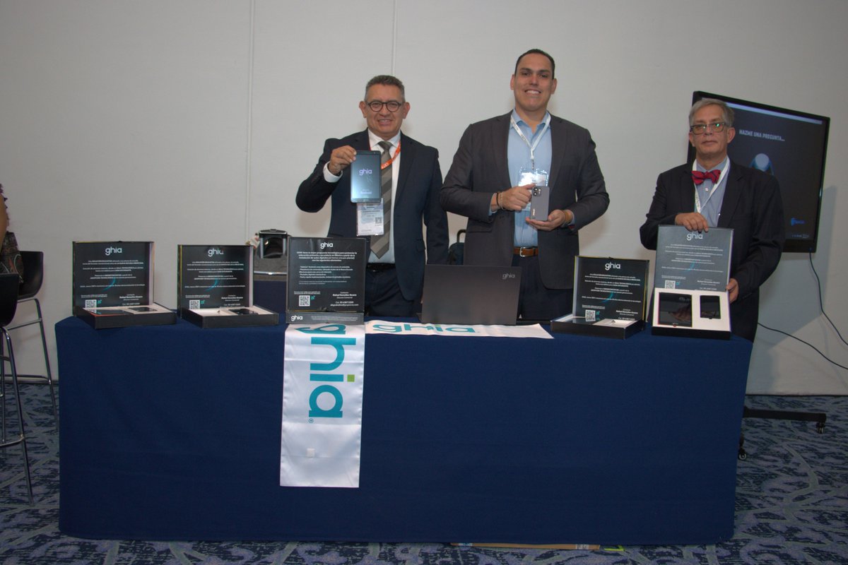 AlcaldesMexico's tweet photo. En el #16ForoAlcaldes: “Gobiernos eficientes, ciudades resilientes”. Nuestros patrocinadores presentaron sus soluciones:
🔸@BYDAutoMexico
🔸@399tactical
🔸@BBVA_Mex
🔸@genetec
🔸@HRRATINGS
🔸@gi_snet
🔸@evaluare_mx
🔸@IEXE_Uni
🔸@JACMotorsMX
🔸#PlayClub
🔸@CDC_Mex
🔸#OperGob
🔸@Toka_mx
🔸#QUBITAI
🔸@laserfiche
🔸#Voller
🔸#FitchRatings
🔸@GHIAtecnologia
🔸#GrupoCactus