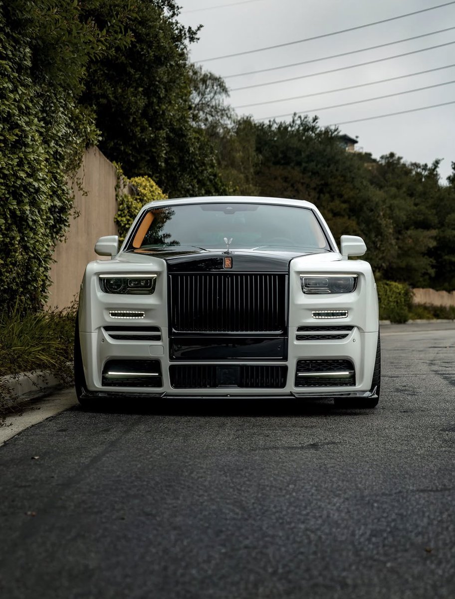 LUX Cars tweet media