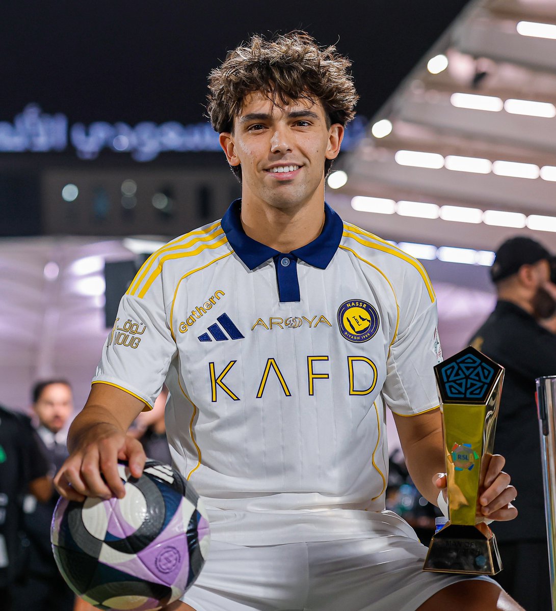Three goals. One Félix. 🎩
