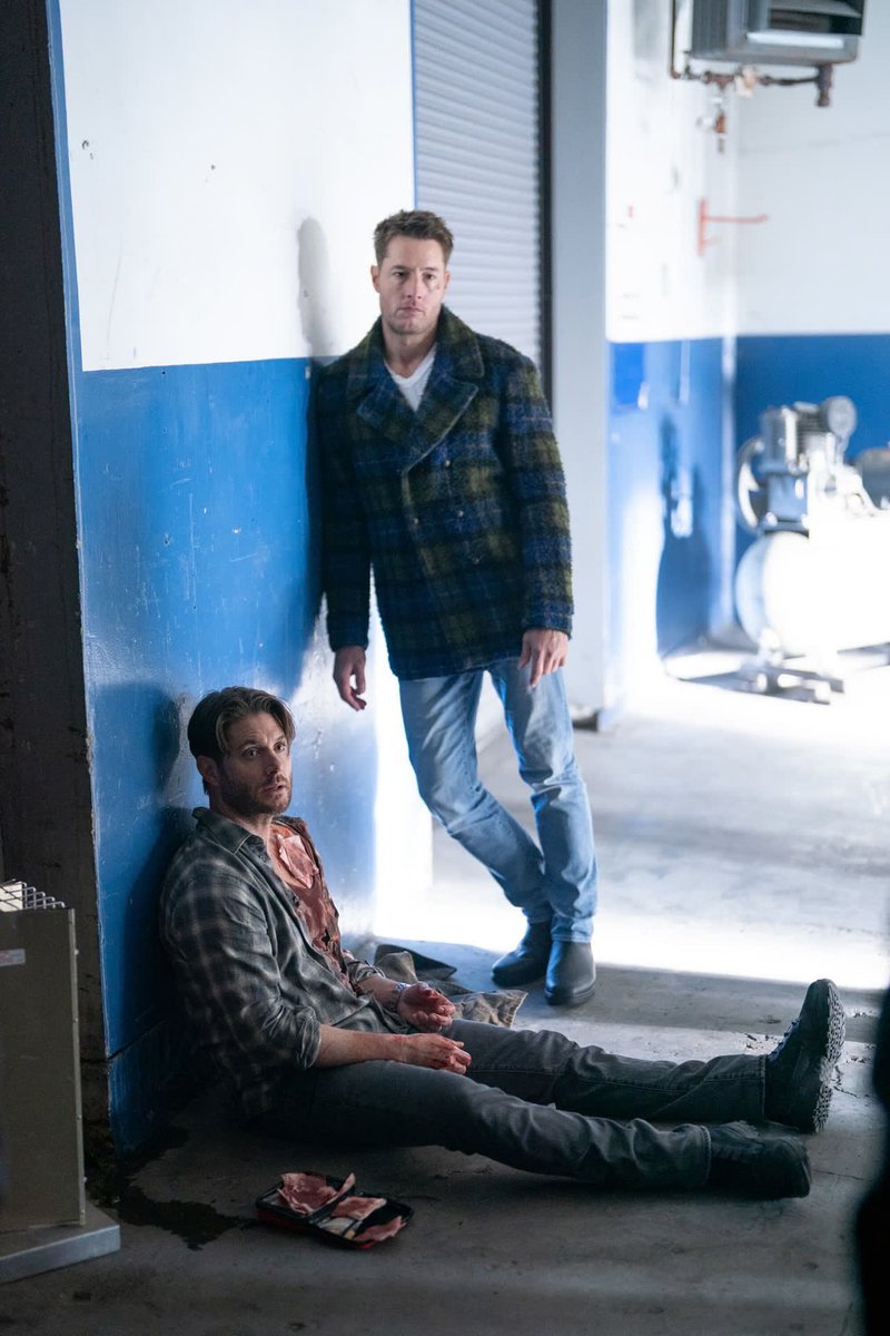 📸 • Some new promotional photos from season 3 finale of #Tracker has been released. 
<a href="/JensenAckles/">Jensen Ackles</a> #spnfamily 

🔗: bleedingcool.com/tv/tracker-s03…