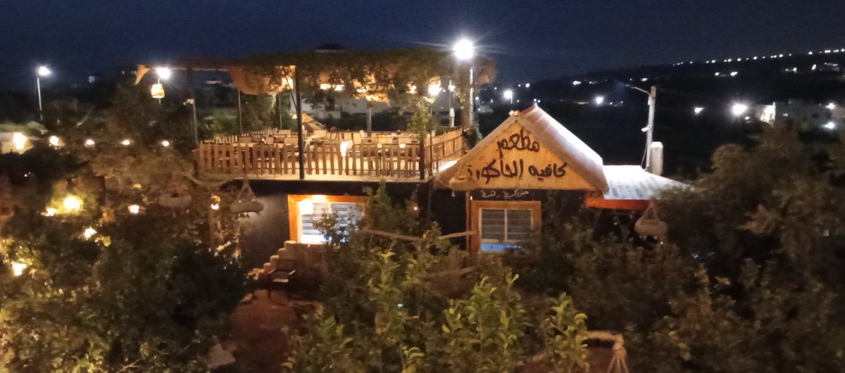 salamfmj's tweet photo. بين زوايا هذا المكان، تفاصيل تأخذك لزمن الجمال والبساطة. مكان يفوح بعبق الماضي وعراقة التراث الأصيل الذي يسكن الوجدان.

#تراث #أماكن_تراثية #أصالة #حنين #سلام_ملحم #اربد #اردن #الحاكوره  #الأردن #حب_الأردن #السياحة_في_الأردن #اكسبلور #ترند https://t.co/2FPJ4P32v6