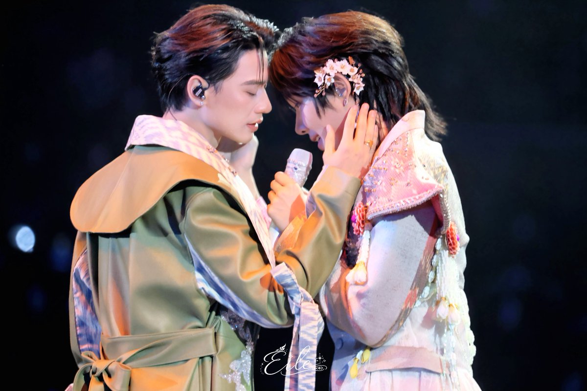 Thay6_c's tweet photo. Translation of what OP transcribed from the interview where some DMD actors talked about KengNamping 🥰:

​🎤: It can be said that these two (KengNamping) are very sweet. Sweet on screen and sweet off camera.
Patji: They are definitely sweet. It has that vibe of a mature kind of love.

​🎤: Patji was just gossiping that P' Keng and P' Namping are actually very sweet behind the scenes.
Pung: They really are very sweet. It is like they are always adding sugar to each other. I just sit there with a smirk on my face.

​🎤: Is there any partner pair in the house that Phupha looks up to as a role model?
Phupha: If I ever have a partner, I want it to be like P' Keng and P' Namping. They look like they love each other so much.

//KengNamping being the role model couple for the younger generations in the company 🥹🤏 and if they already seem this sweet together in public, I can only imagine how much sweeter they are behind the scenes.
Our couple that looks like they're living in an eternal honeymoon phase 🤭

#KengNamping #เก่งน้ำปิง