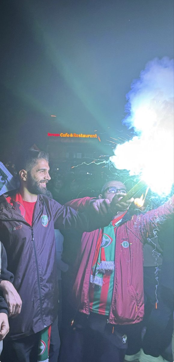 mfi021's tweet photo. Şimdi süperlig düşünsün 😎 #amedspor https://t.co/NtbMQnzfFK