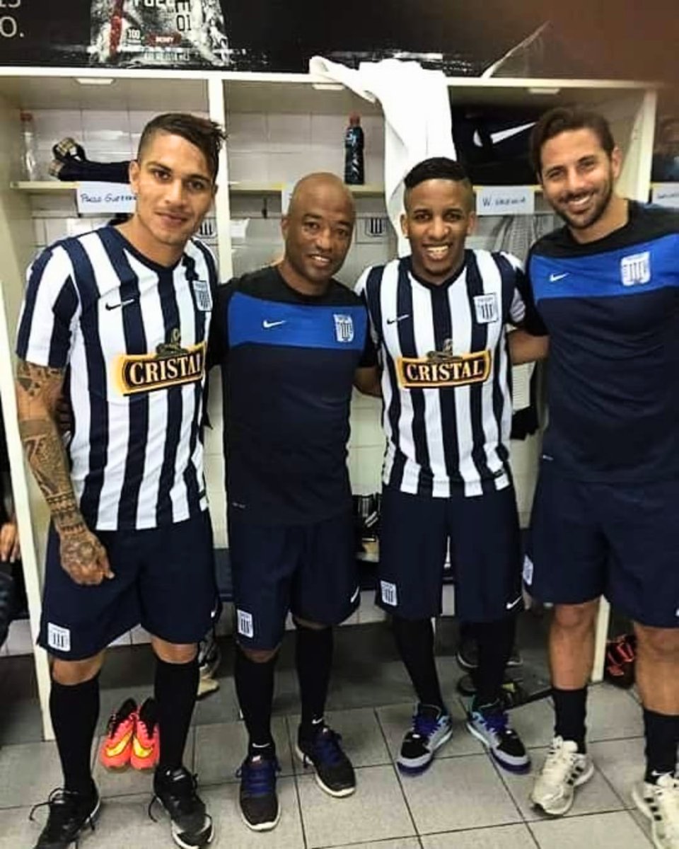 El Hincha Blanquiazul tweet media