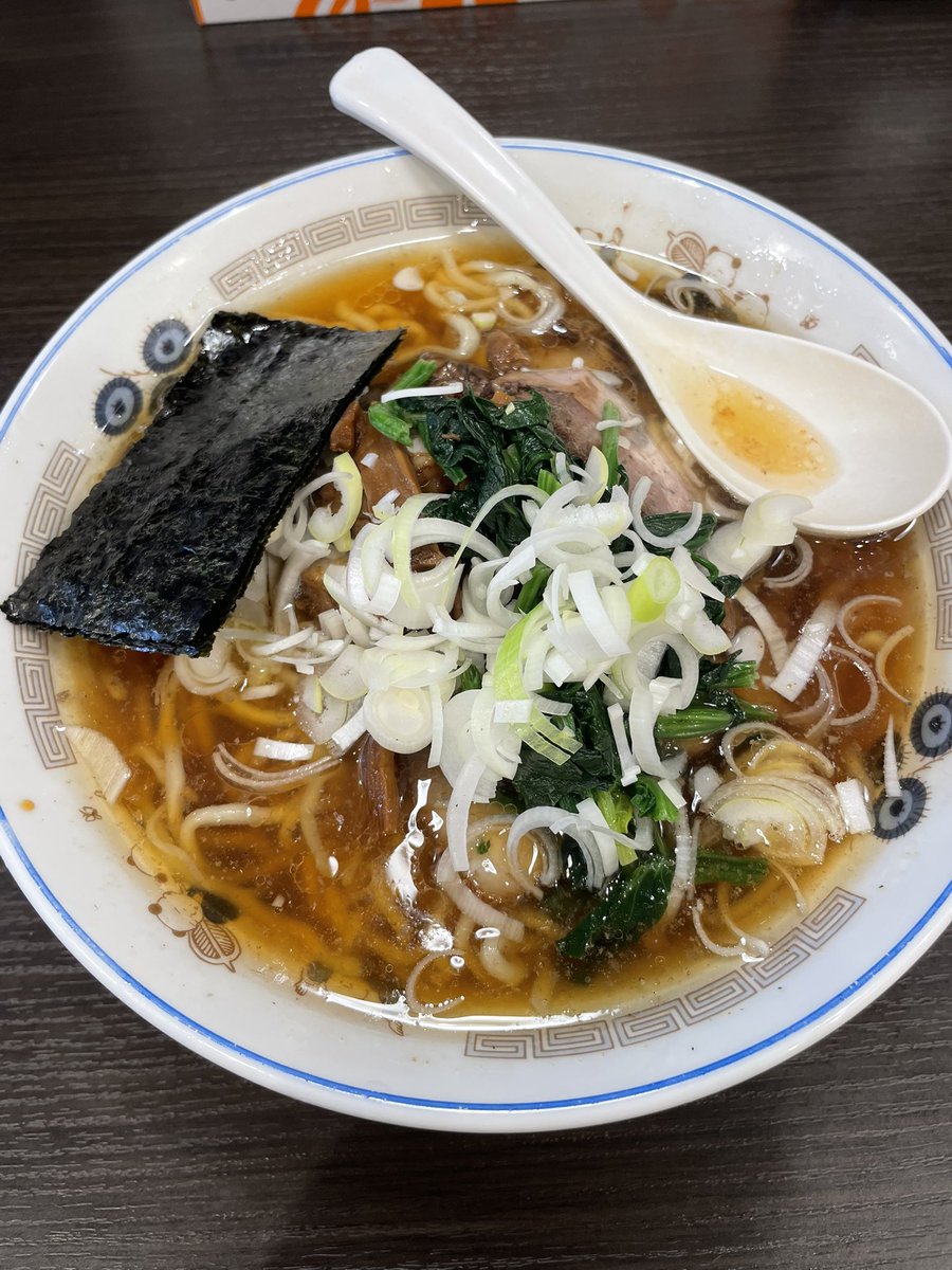 ぜーた tweet media