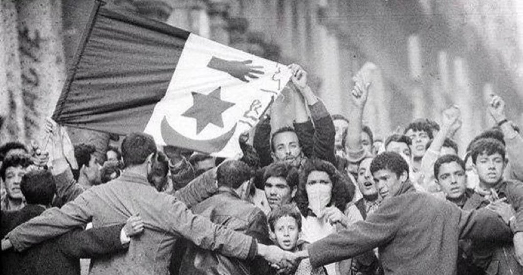 IcosiumFC's tweet photo. Le 8 Mai 1945

Pendant que le monde célébrait la fin de la Seconde Guerre mondiale, 45 000 Algériens tombaient sous les balles coloniales à Sétif, Guelma et Kherrata.

Ce jour-là, un peuple venu réclamer sa liberté a été noyé dans le sang, simplement pour avoir voulu vivre libre sur sa propre terre.

Ni oubli, ni pardon !

الله يرحم الشهداء 🤲🏼🇩🇿