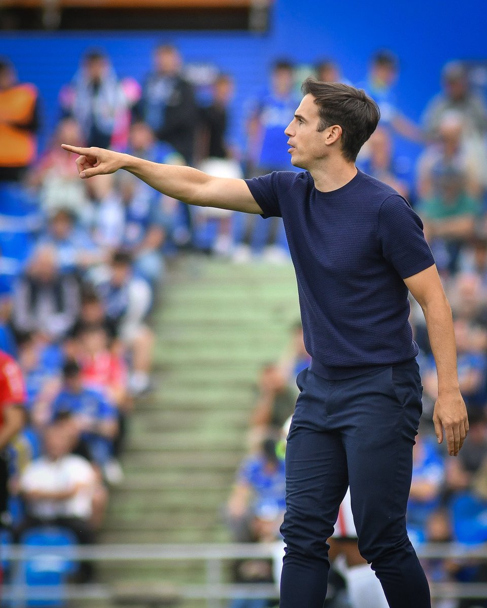 EntrenadorRFEF's tweet photo. 🔝 Habrá dos entrenadores españoles más peleando por conquistar títulos europeos ⤵️

🙋🏻‍♂️ Unai Emery 🏆 @EuropaLeague 

🙋🏻‍♂️ Íñigo Pérez 🏆  @Conf_League 

Enhorabuena 👏👏

6️⃣ técnicos de los 8️⃣ finalistas de las competiciones europeas son ‘Made in Spain’ 🇪🇸 🔝

#EntrenadoresRFEF https://t.co/KkQ2XBVr4g