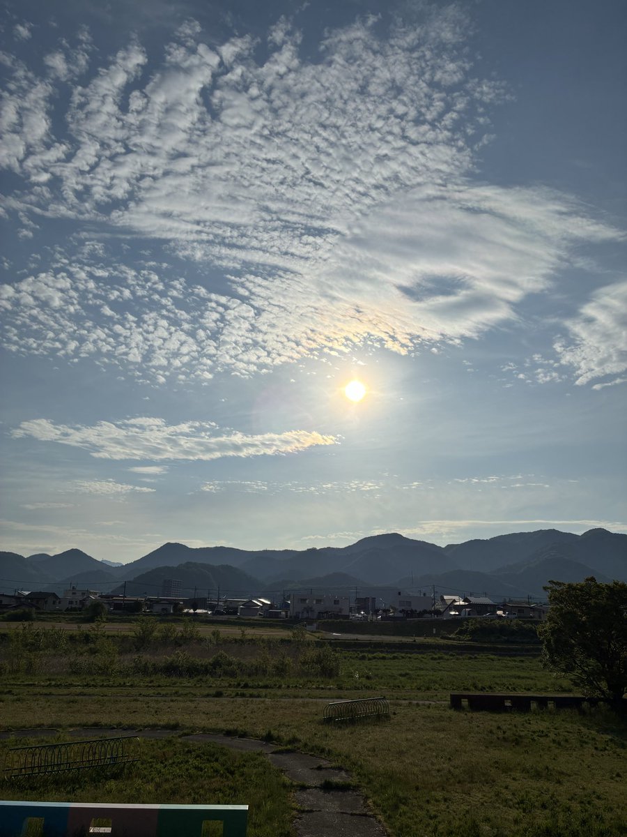 おはやうございます。
寝坊しました。