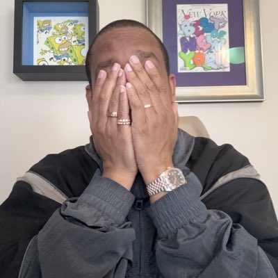 sneakerboxClyde's tweet photo. #NewProfilePic https://t.co/w8NlKru66U