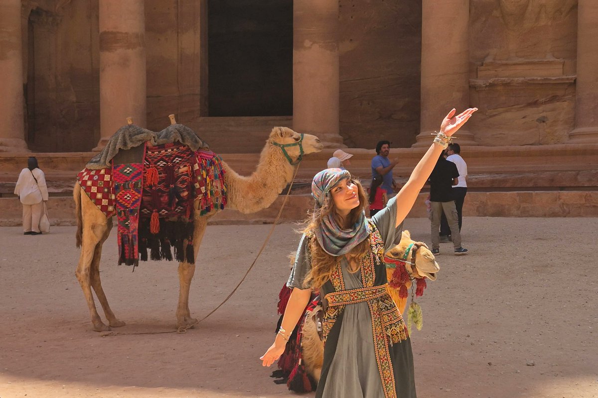 AJEnglish's tweet photo. US-Israeli war on Iran has devastated tourism in Jordan’s ancient city of Petra, leaving sites empty and locals facing severe income loss, with cancellations so severe some hotels are considering closing.

— in pictures https://t.co/XGFlTCyytd https://t.co/1bFGBcaYSA