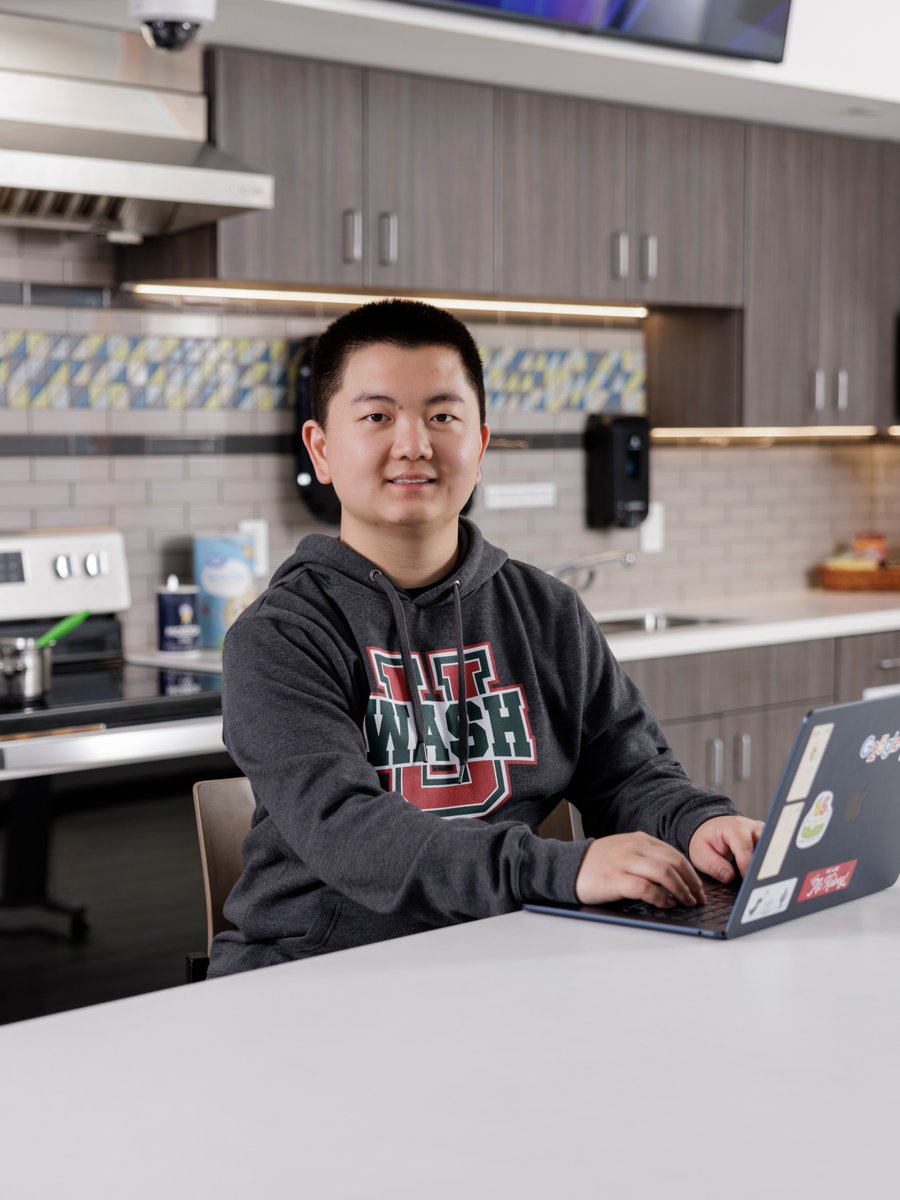 WashUengineers's tweet photo. ✨ Class Acts 2026: Ruiqi Wang

#WashUCSE PhD student developing AI for the “smart kitchen” — using vision-language models to detect cognitive errors and support independent living.

Learn more.

https://t.co/rmZkUcq5eE https://t.co/AfOER63uMR