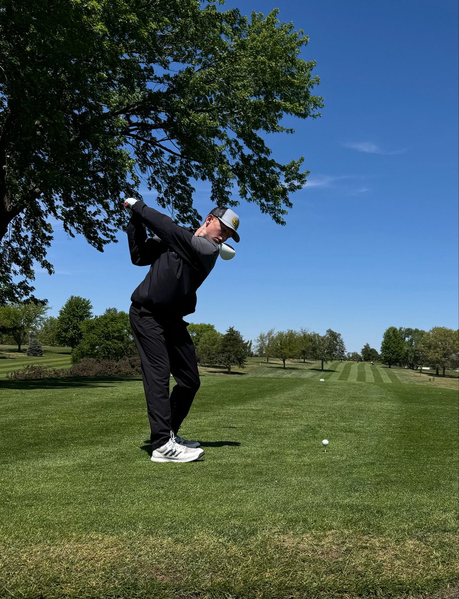 Brett Larson tweet media