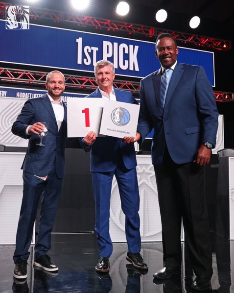 MavsLead's tweet photo. RUN IT BACK🤩🤩🤩 https://t.co/R2Ho3vS7U3