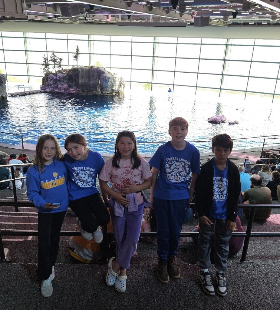 OPSD125's tweet photo. The fourth grade students had a wonderful time on their field trip to the Shedd Aquarium. They watched a beluga whale show and visited all the the exhibits throughout the aquarium. https://t.co/8UQ4uIhsxE