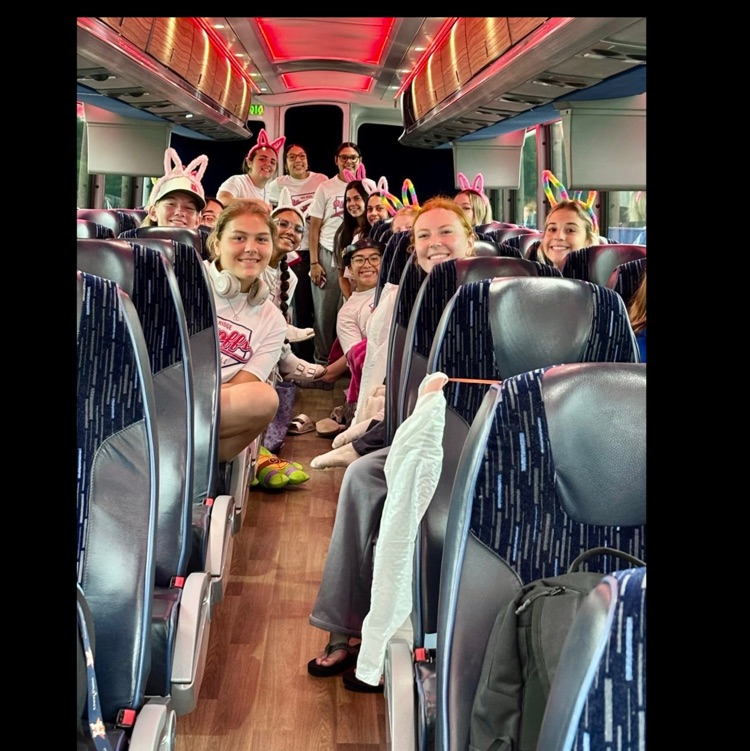 ORWarEagles's tweet photo. We told you the Ridge is busy today!! ORHS softball traveling to Lake Belton to take on Forney HS in round 3 of playoffs 
#rabbithunting 

HERE WE GO!!

Ca-CAW https://t.co/9bQKMXfBV6