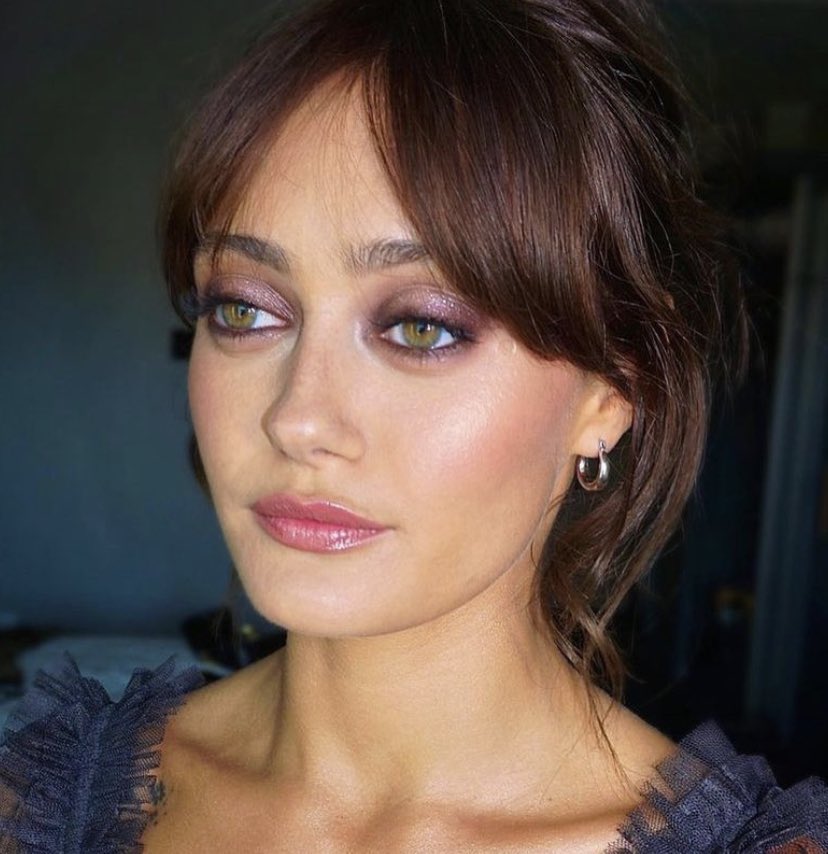 Ella Purnell Pics tweet media