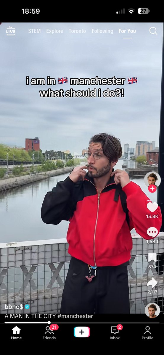 Juni 🗑️ tweet media